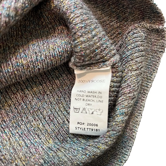 Mod On Trend Purple Shimmer Ribbed Knit Cropped One Shoulder Sweater, Sz L - Picture 11 of 14